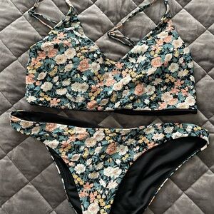 O'Neill Floral Bikini Set - Black and Peach